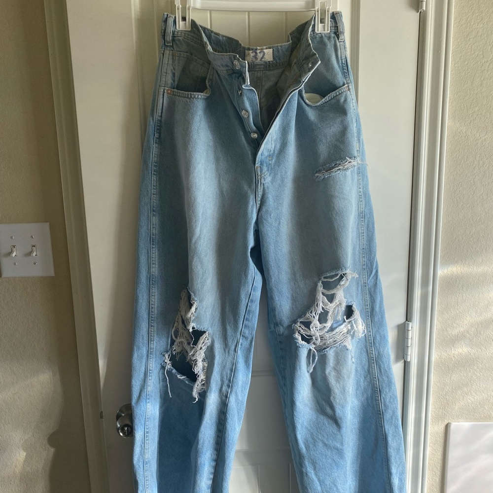 Free People Ollie Extreme Wide Leg jeans size 32 Color- Super Nova.
